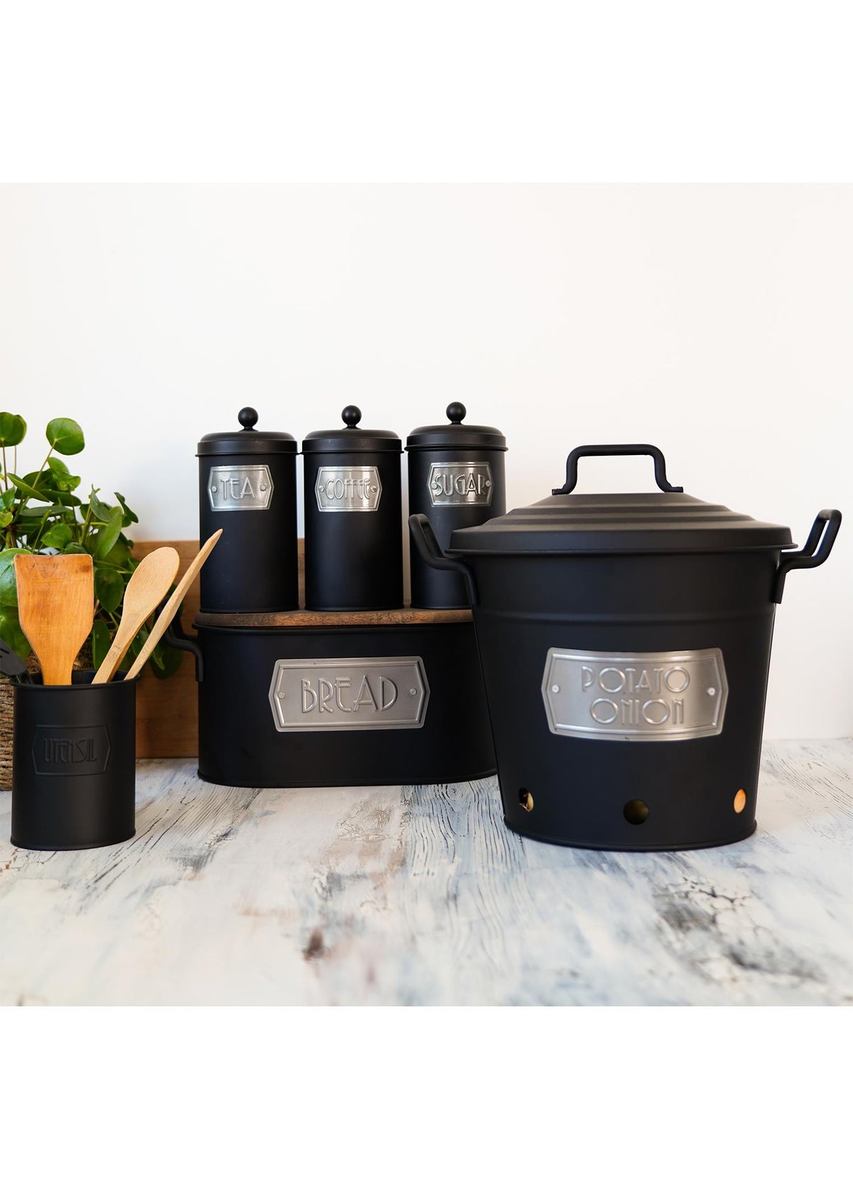 Black Bread Bin
