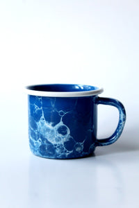 Bubble Collection Enamel Two Mugs & Teapot Gift Set