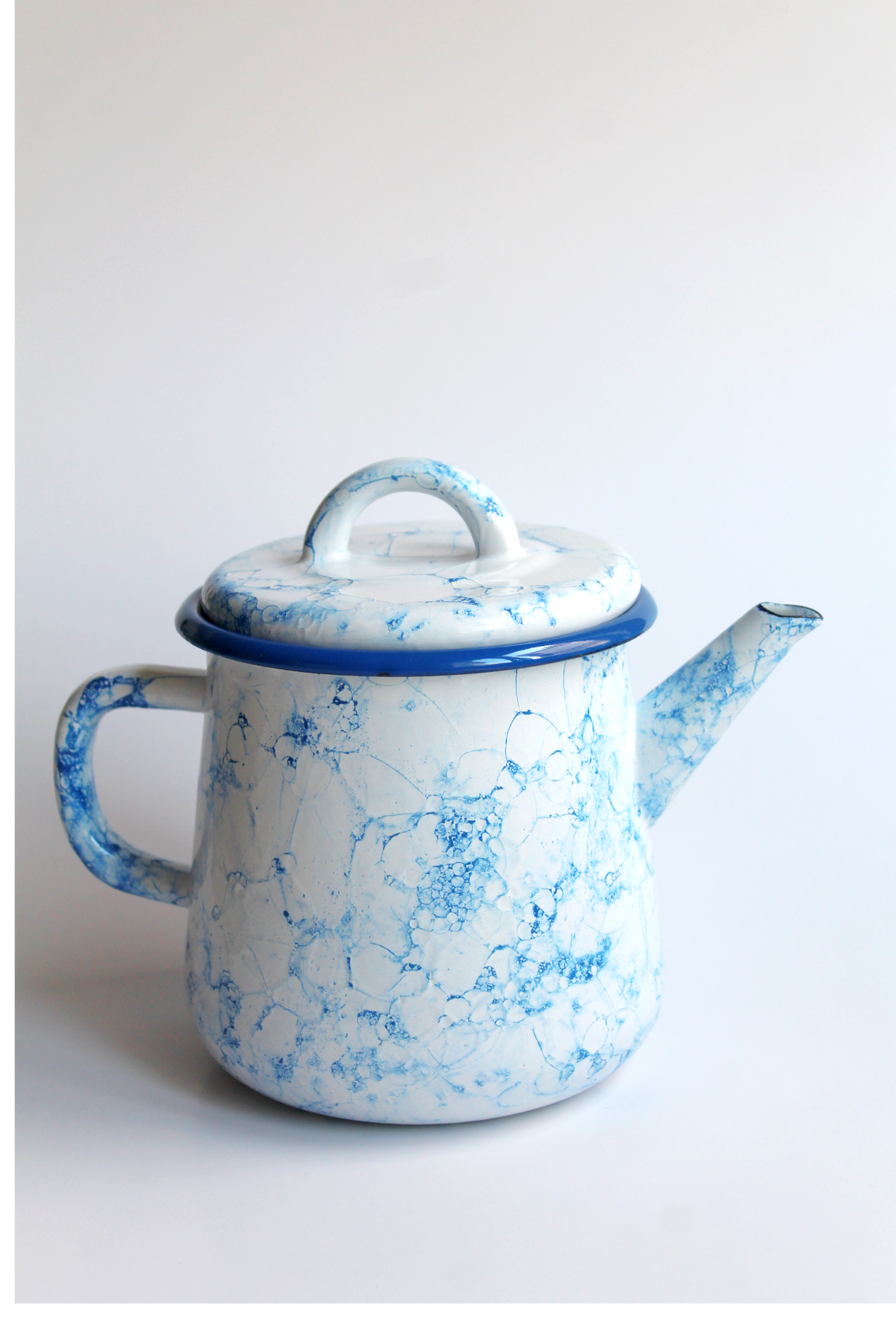 Bubble Collection Enamel Teapot