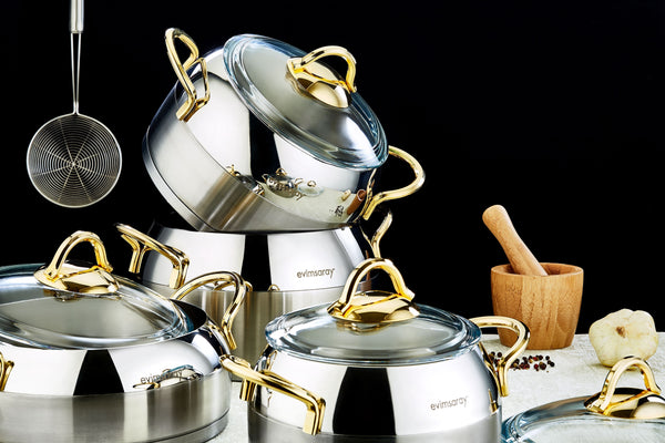 Venus Collection 8-piece Stainless Steel Cookware Set (Gold Handles)