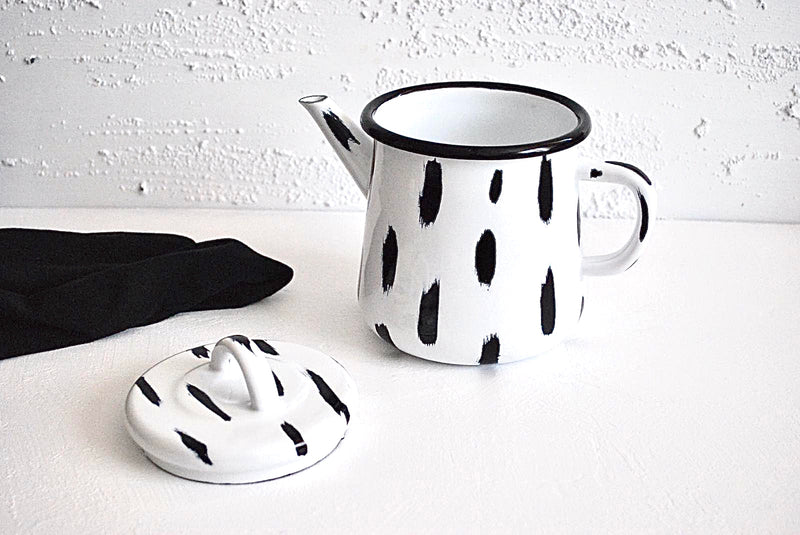 Stripe Collection Enamel Two Mugs & Teapot Gift Set